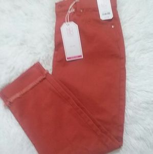 NoBo High Rise Capri